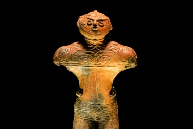 国宝中空土偶